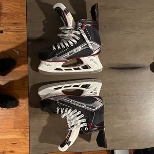 Bauer vapor x500 ice hockey skates size 9